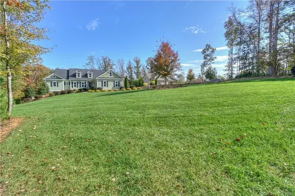 175 Park Crest DR, Troutman, NC 28166