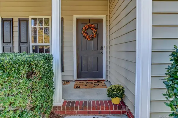 139 Painted Bunting DR, Troutman, NC 28166