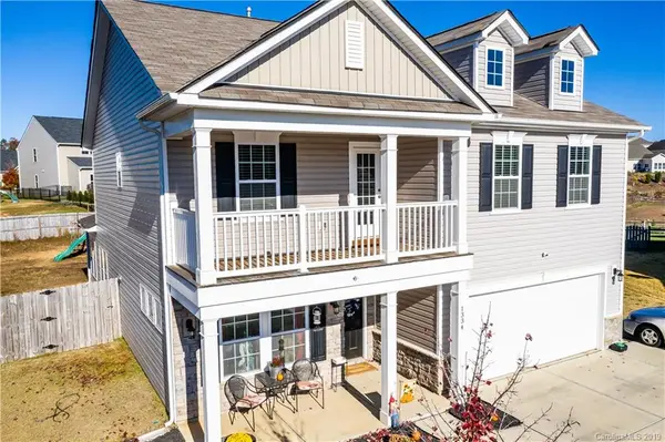 1334 Aurora CT, Denver, NC 28037