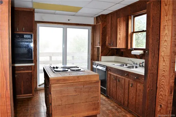 4991 Albert Williams RD, Connelly Springs, NC 28612