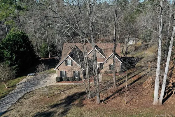 906 Silver Charm LN, York, SC 29745
