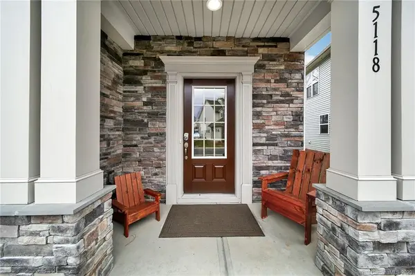 5118 Mount Clare LN, Charlotte, NC 28210