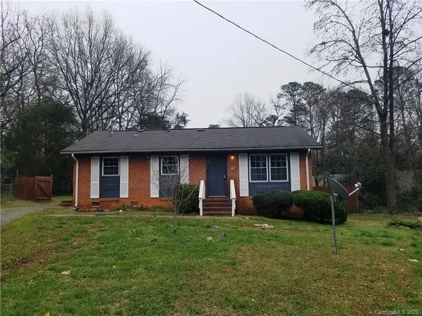 364 Leafmore DR, Charlotte, NC 28213
