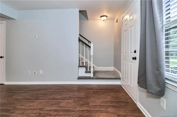 1223 Archdale DR #E, Charlotte, NC 28217