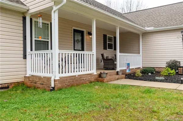 5764 Grassy Creek RD, Denver, NC 28037