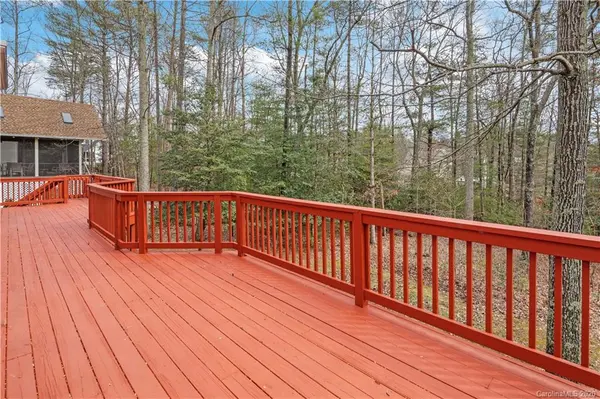 1106 Chicory LN, Asheville, NC 28803