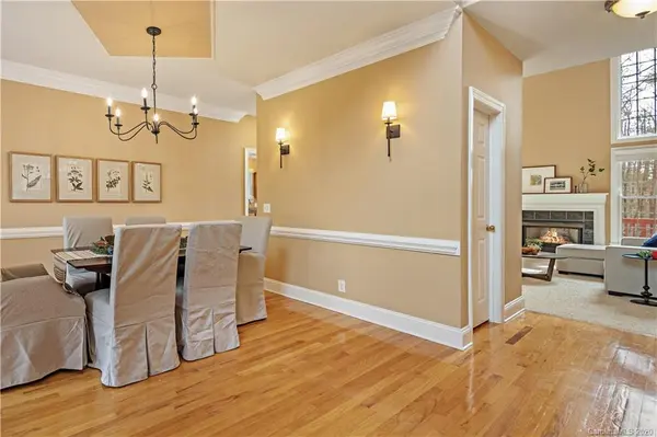 1106 Chicory LN, Asheville, NC 28803