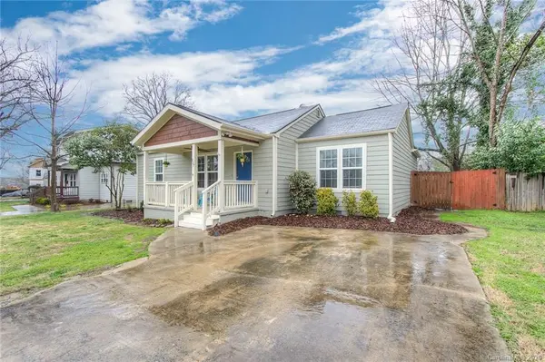 827 Woodside AVE, Charlotte, NC 28205