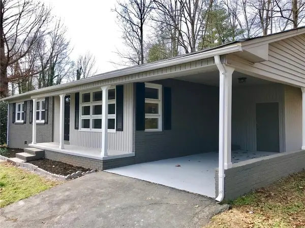 3112 Sides DR, Connelly Springs, NC 28612