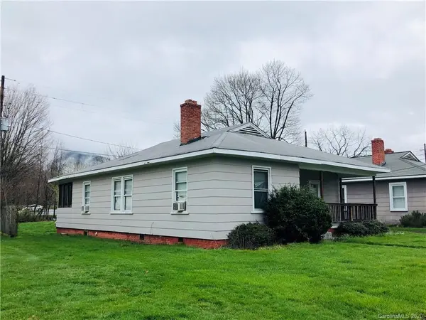 147 A & B Edwards AVE, Swannanoa, NC 28778