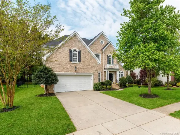 5924 Checkerberry LN, Huntersville, NC 28078