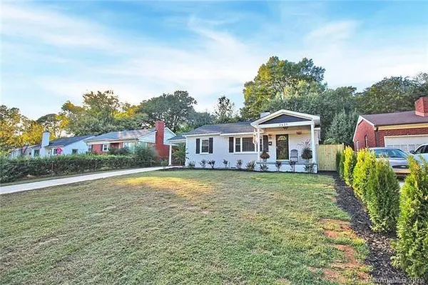 2421 Shamrock DR, Charlotte, NC 28205