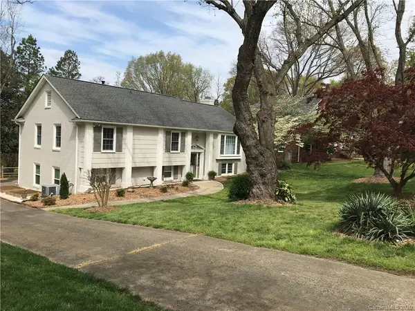 3711 Ashton DR, Charlotte, NC 28210