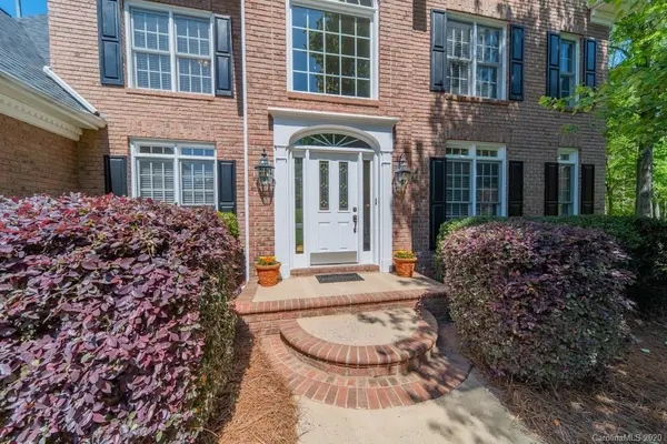 100 Belvedere LN, Waxhaw, NC 28173