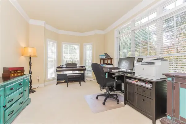 1318 Valhalla DR, Denver, NC 28037