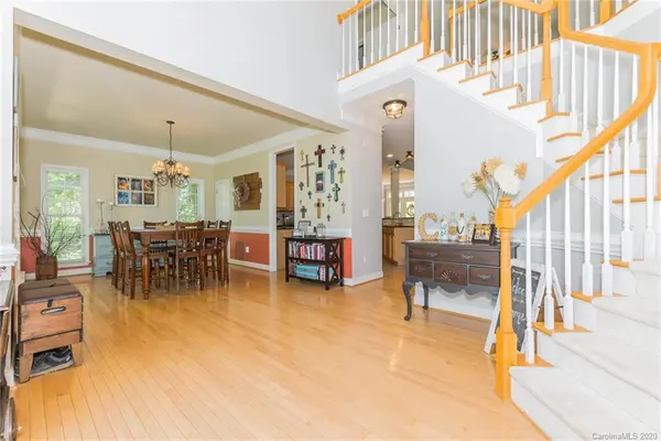 1318 Valhalla DR, Denver, NC 28037