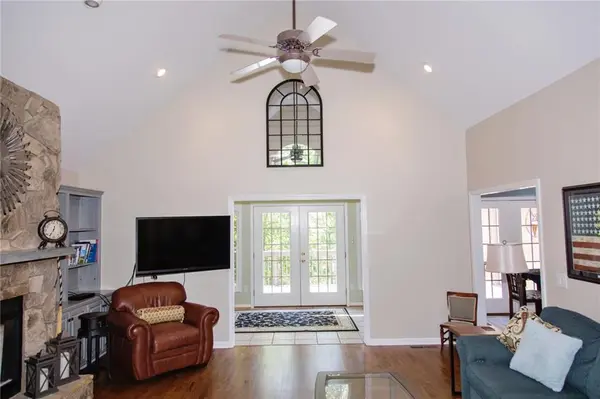 15 Alexander Pointe, Hickory, NC 28601