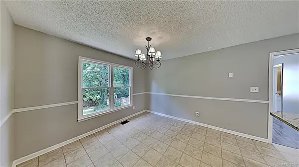 1035 Wilkerson ST, Belmont, NC 28012