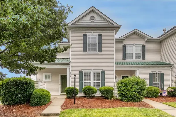 6319 Harrisburg PLZ, Harrisburg, NC 28075