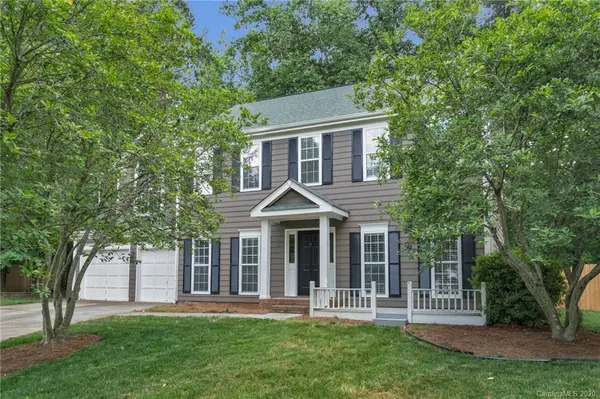 3519 Crescent Knoll DR, Matthews, NC 28105