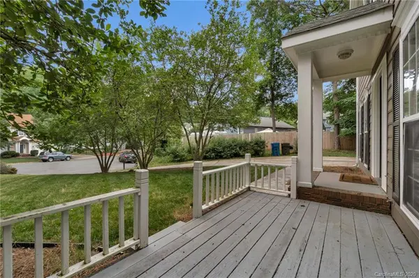 3519 Crescent Knoll DR, Matthews, NC 28105