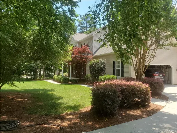 1097 Wood Creek CIR, China Grove, NC 28023