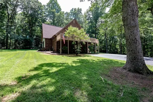 38 Lee Matheson RD, Taylorsville, NC 28681