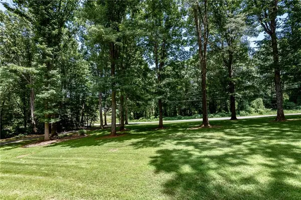 38 Lee Matheson RD, Taylorsville, NC 28681