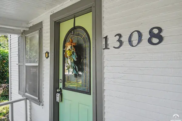 1308 Oak Hill AVE, Lawrence, KS 66044