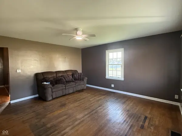 1504 N East ST, Greensburg, IN 47240