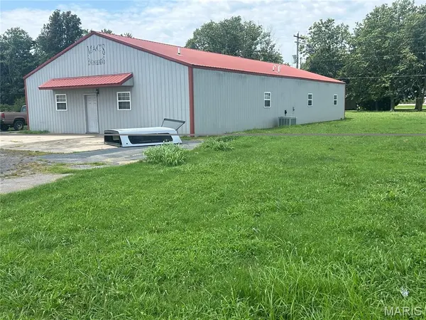 Address not disclosed, Bernie, MO 63822