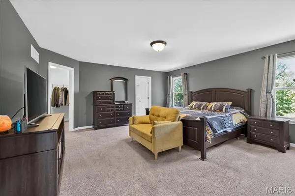 634 Creek Bend DR, Lake St Louis, MO 63367