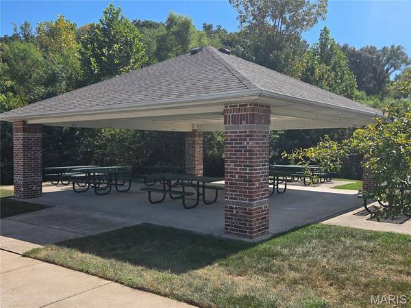 166 Brushy Brook DR, O'fallon, MO 63366