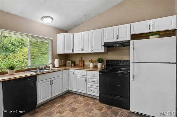 12673 Willow Trail DR, Black Jack, MO 63033
