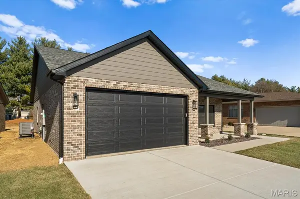 1835 Carrington WAY, Swansea, IL 62226