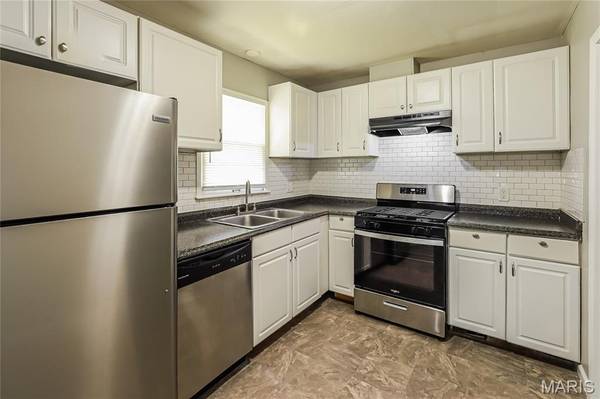 1502 Broadway ST, Independence, MO 64050
