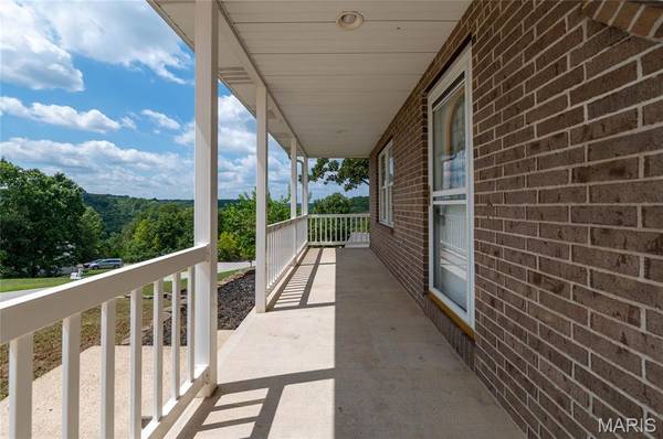 107 Crosscut RD, St Robert, MO 65584