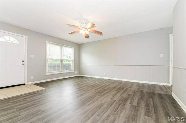 807 N Ponca DR, Independence, MO 64056