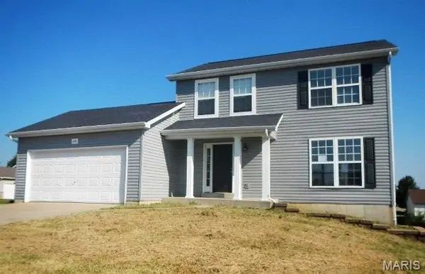 2295 Paige Marie DR, Warrenton, MO 63383