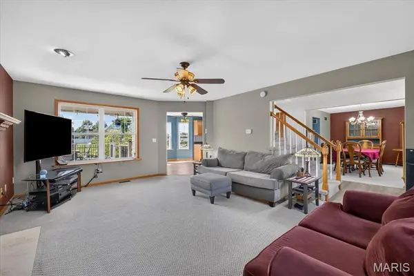 7704 Grove RD, Edwardsville, IL 62025