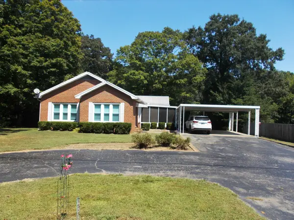 258 Washington Ave, Camden, TN 38320