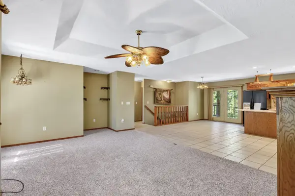 538 Munson Hill DR, Marshfield, MO 65706