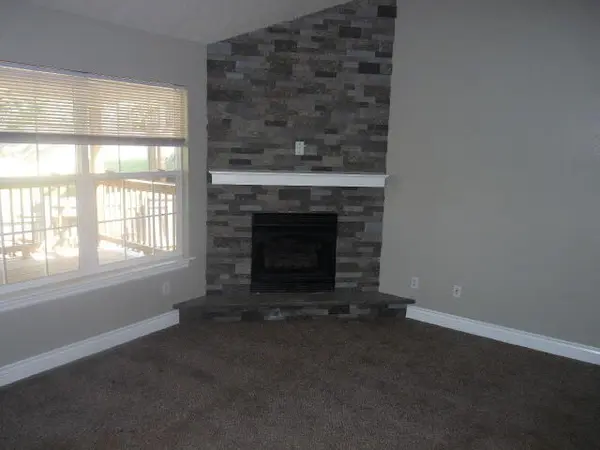 1209 S 21st AVE, Ozark, MO 65721