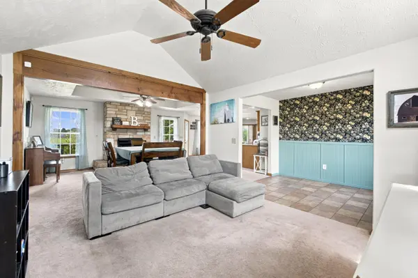 355 Julip LN, Highlandville, MO 65669