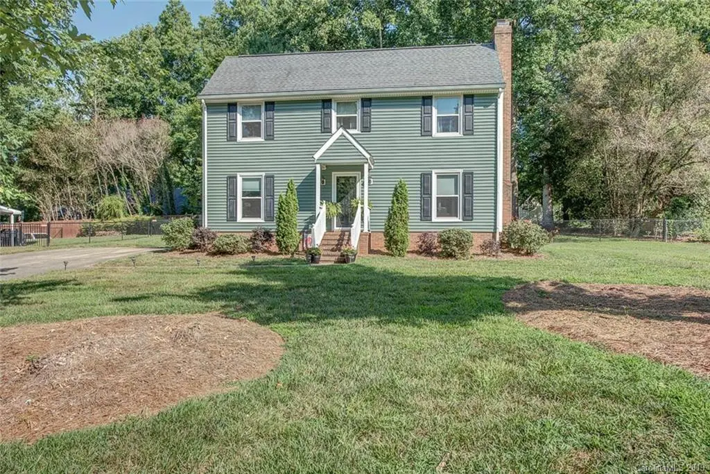 516 Forest LN, Belmont, NC 28012
