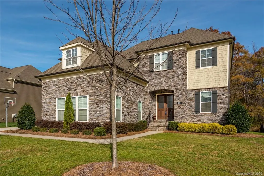 205 Stillwell DR, Matthews, NC 28104