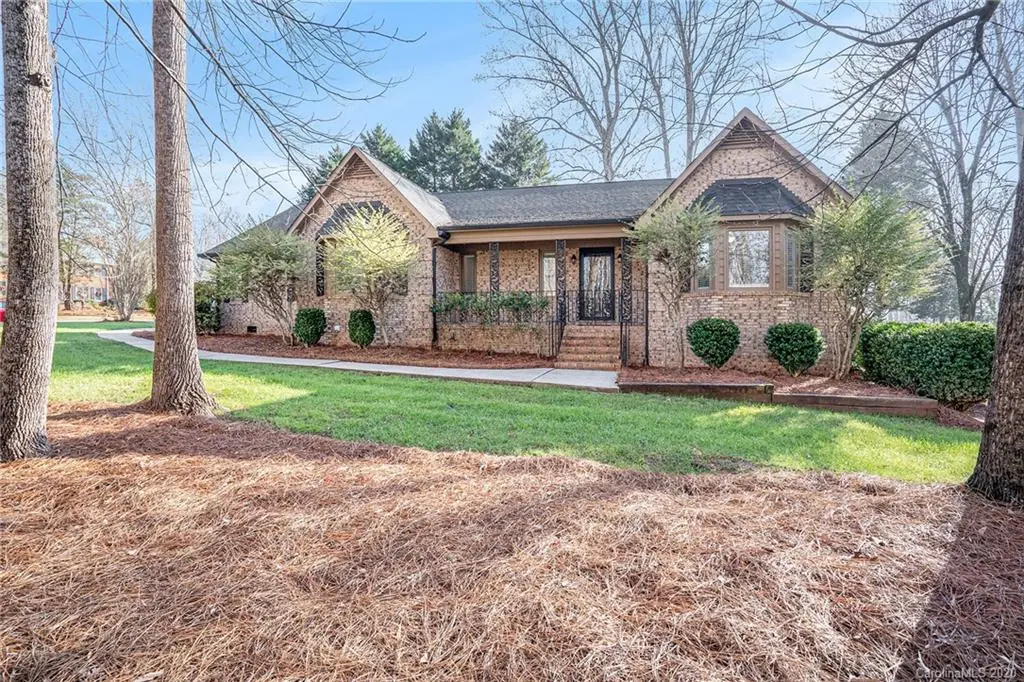 10006 Drawbridge DR, Charlotte, NC 28215