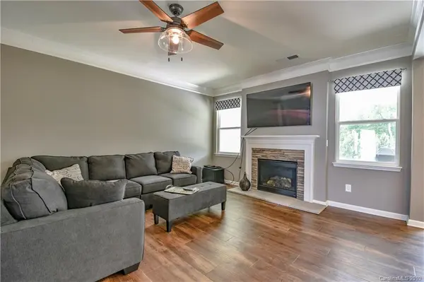 3342 Delaware DR, Denver, NC 28037