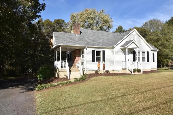 304 Spring AVE, Newton, NC 28658