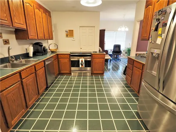 4946 Brookridge DR, Hickory, NC 28601